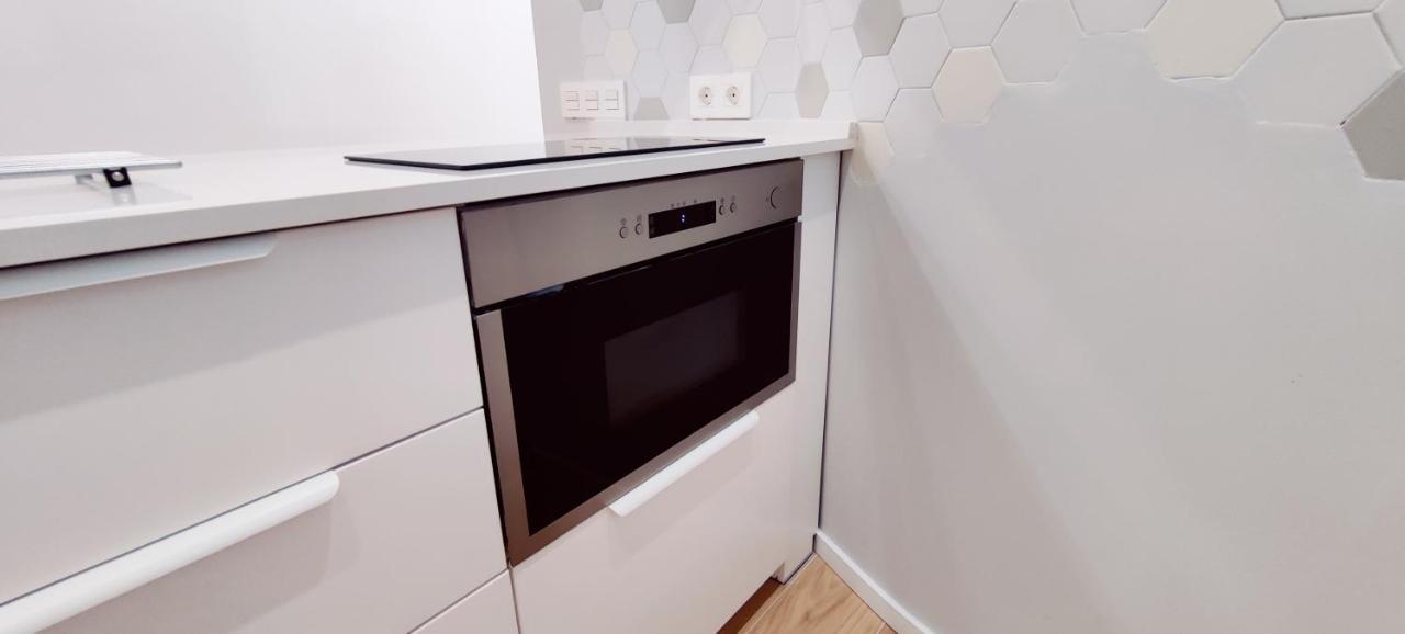 Estupendo Piso De 2 Dormitorios En La Gran Via. A/A. Wifi. 살라망카 외부 사진