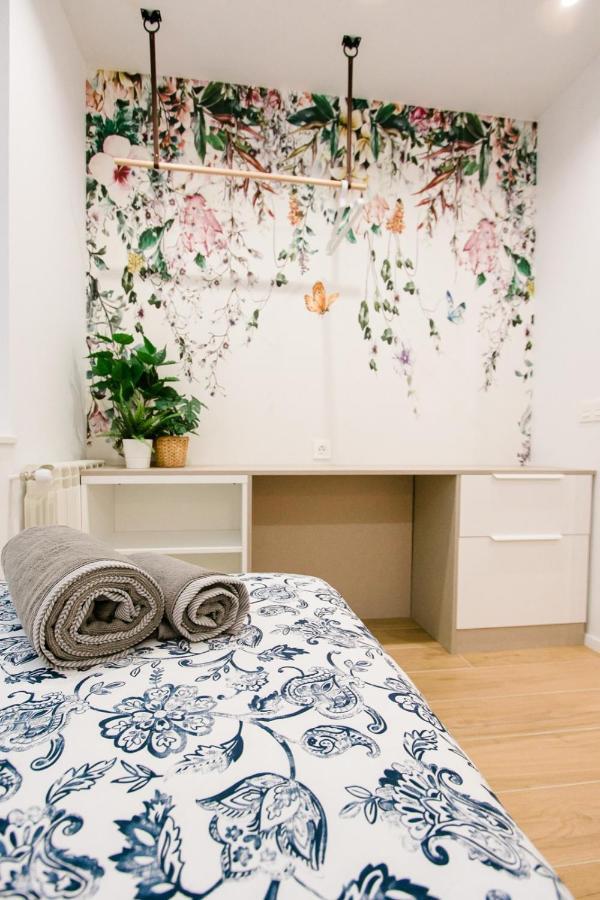 Estupendo Piso De 2 Dormitorios En La Gran Via. A/A. Wifi. 살라망카 외부 사진